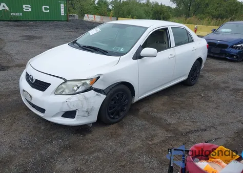 2010 Toyota Corolla Le из США, поврежденный, VIN JTDBU4EE4AJ082755